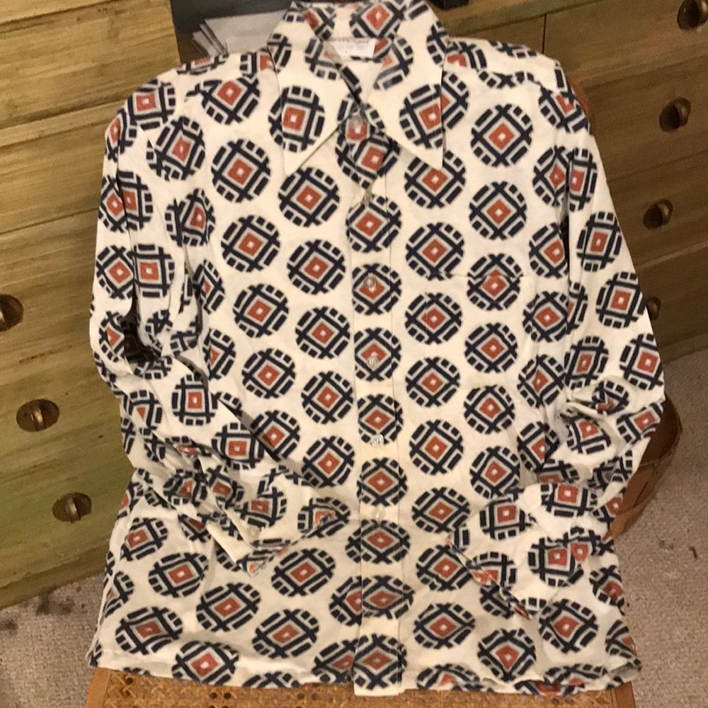 Men’s long sleeve button down shirt